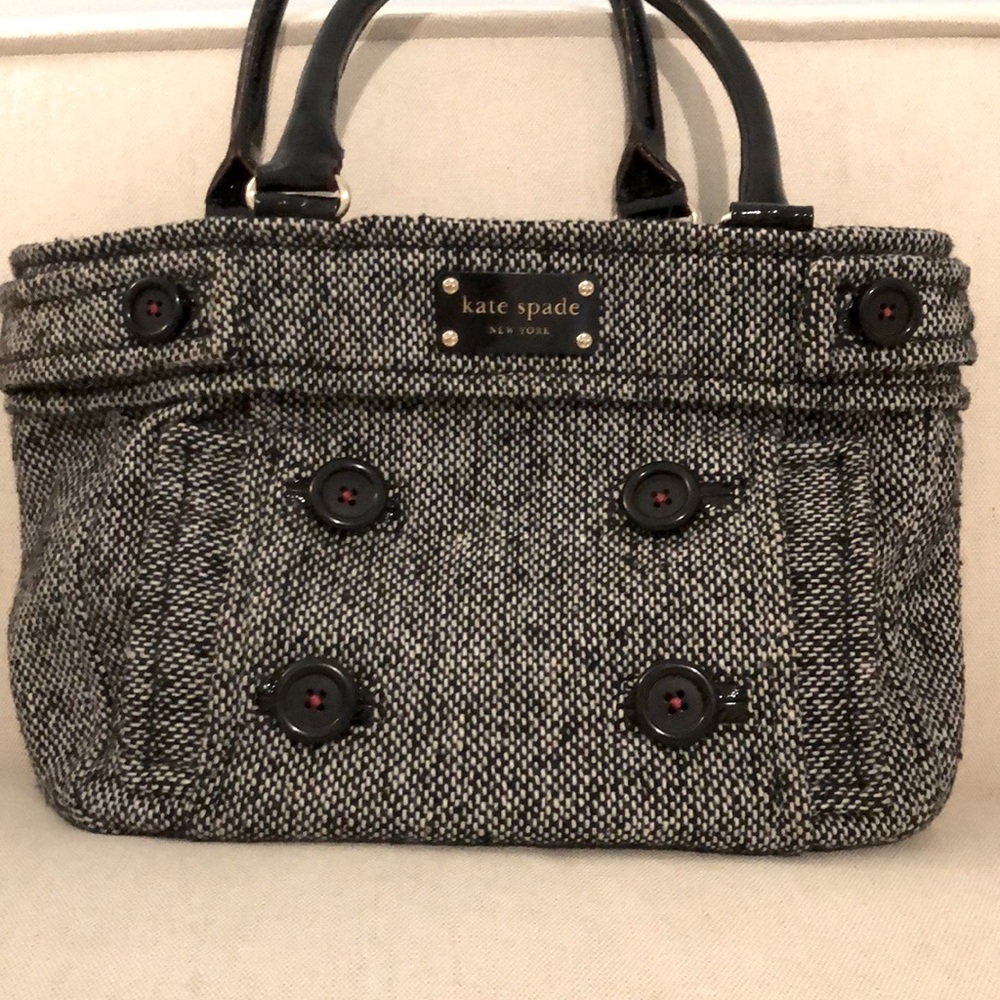 B&W Kate Spade bag with button detailing